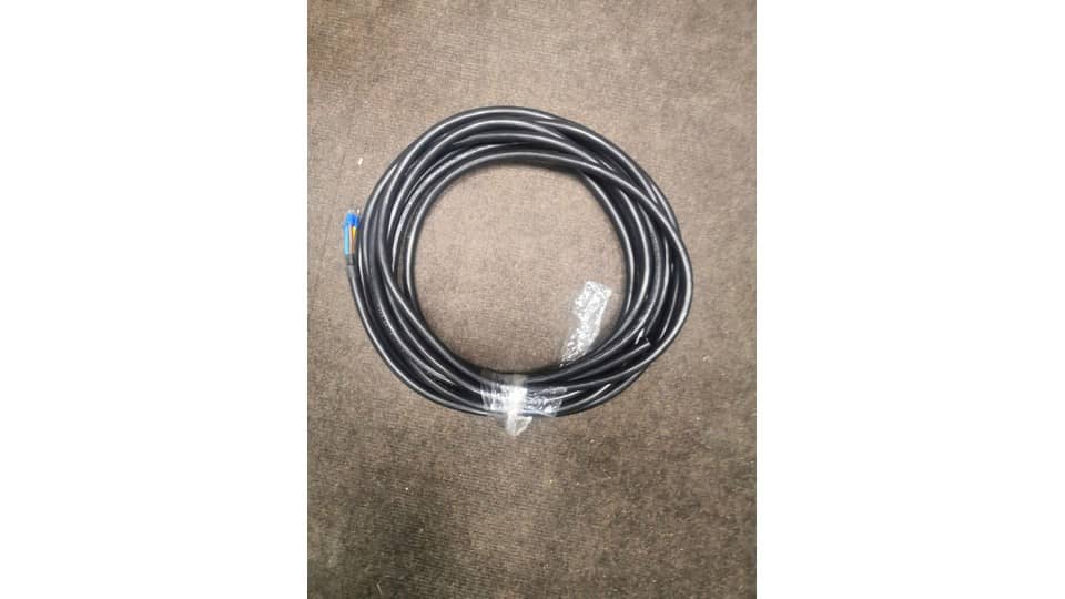 Изображения ПВС 3х2,5 (черный), 3м